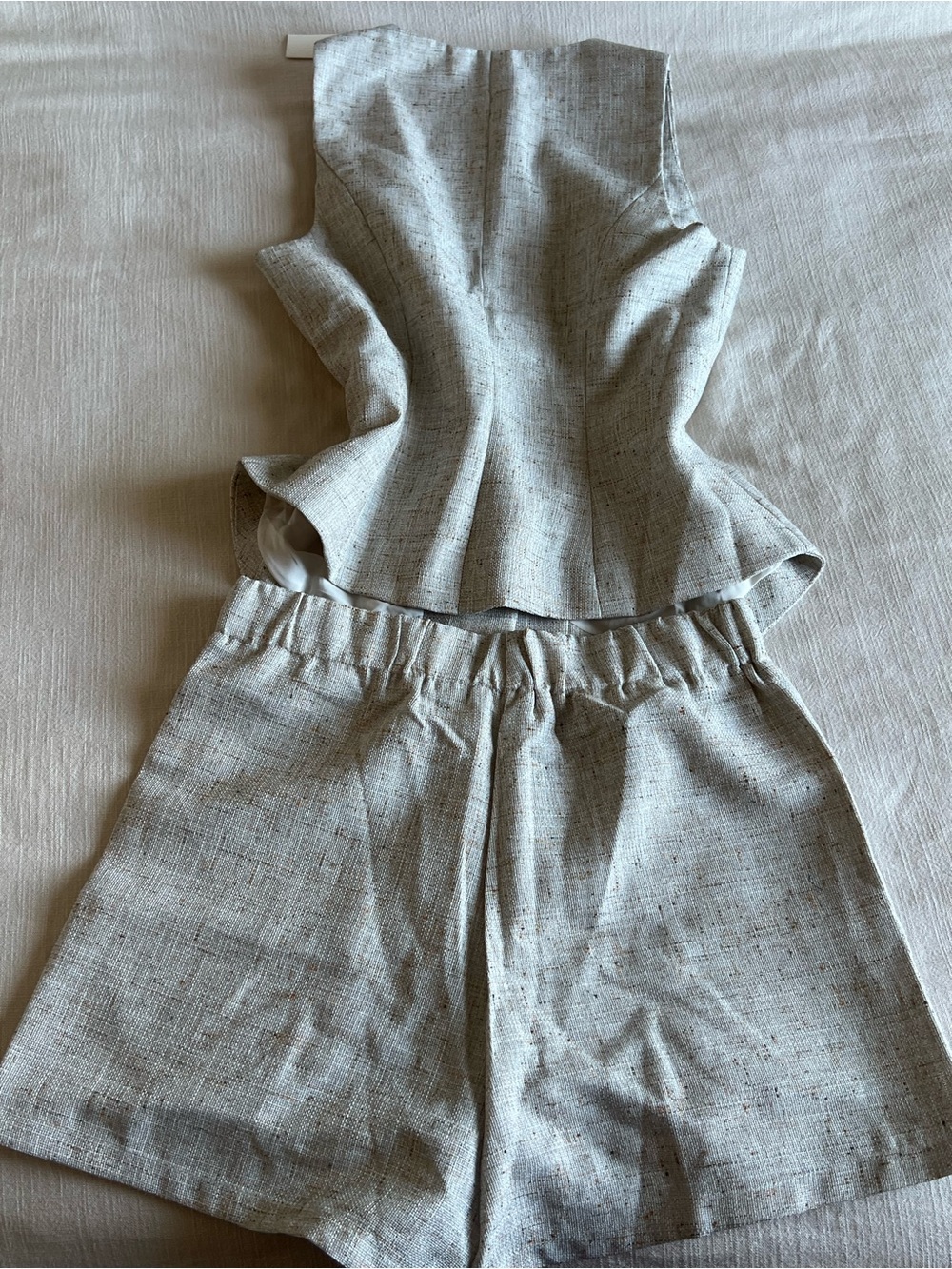 COMMENSE Tweed Buttoned Vest & Mini Shorts Set - Picture 6 of 8
